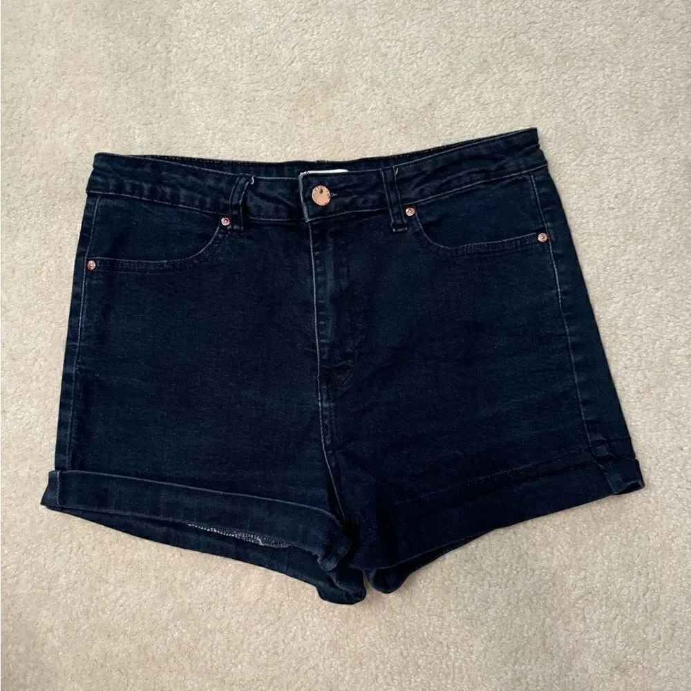Forever 21 Jean Shorts Size 10
